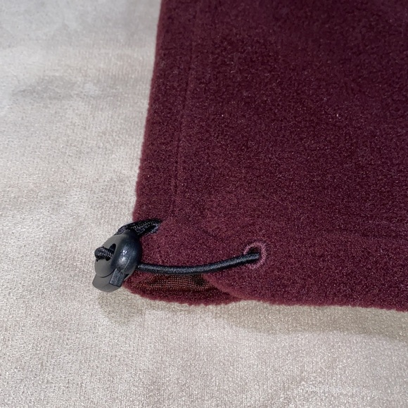 Women’s Old Navy Neck Scarf - Picture 2 of 4